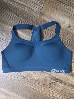 Victoria's Secret Sport Incredible Lightweight Max Racerback Sports Bra